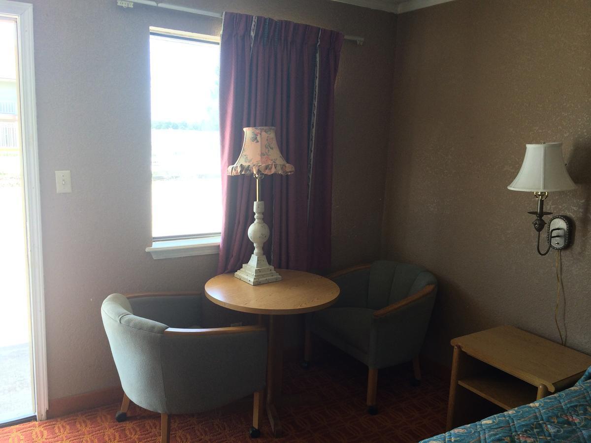 Lake Shore Motel Mannford 外观 照片